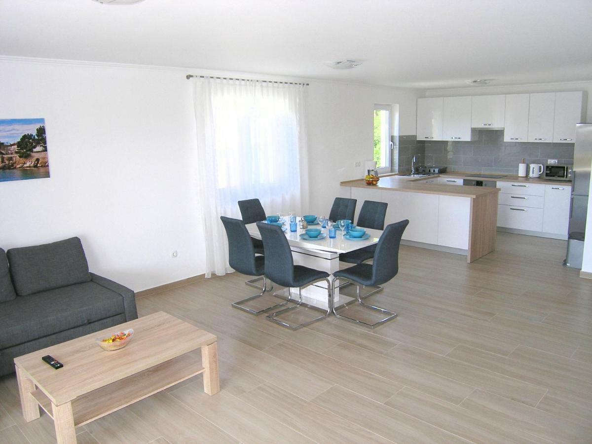 Apartmani Krajinovic Крк Екстер'єр фото