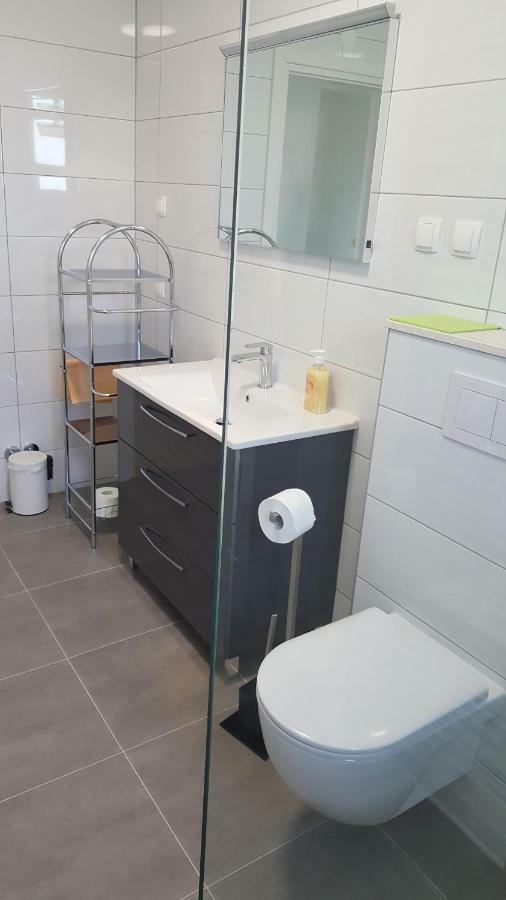 Apartmani Krajinovic Крк Екстер'єр фото