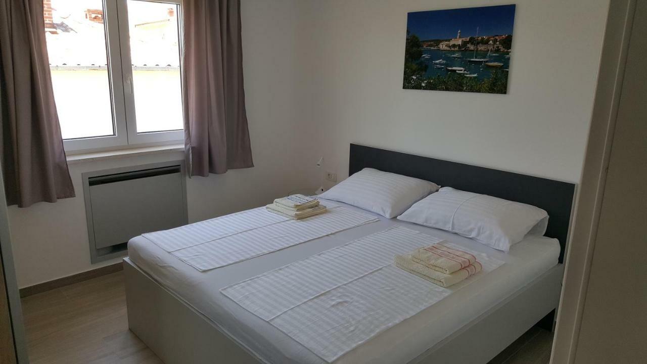Apartmani Krajinovic Крк Екстер'єр фото